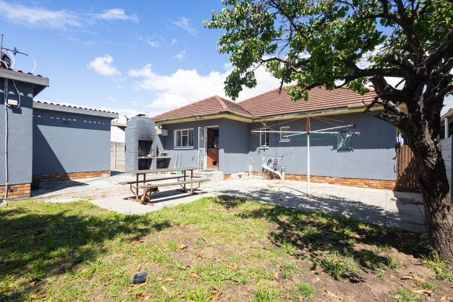 3 Bedroom Property for Sale in Parow Valley Western Cape